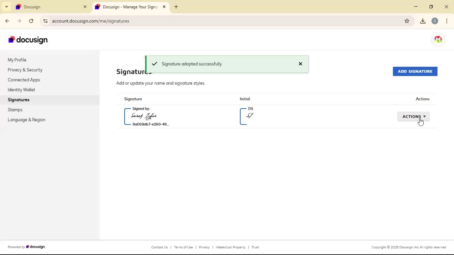 Adding a signature on Docusign video thumbnail