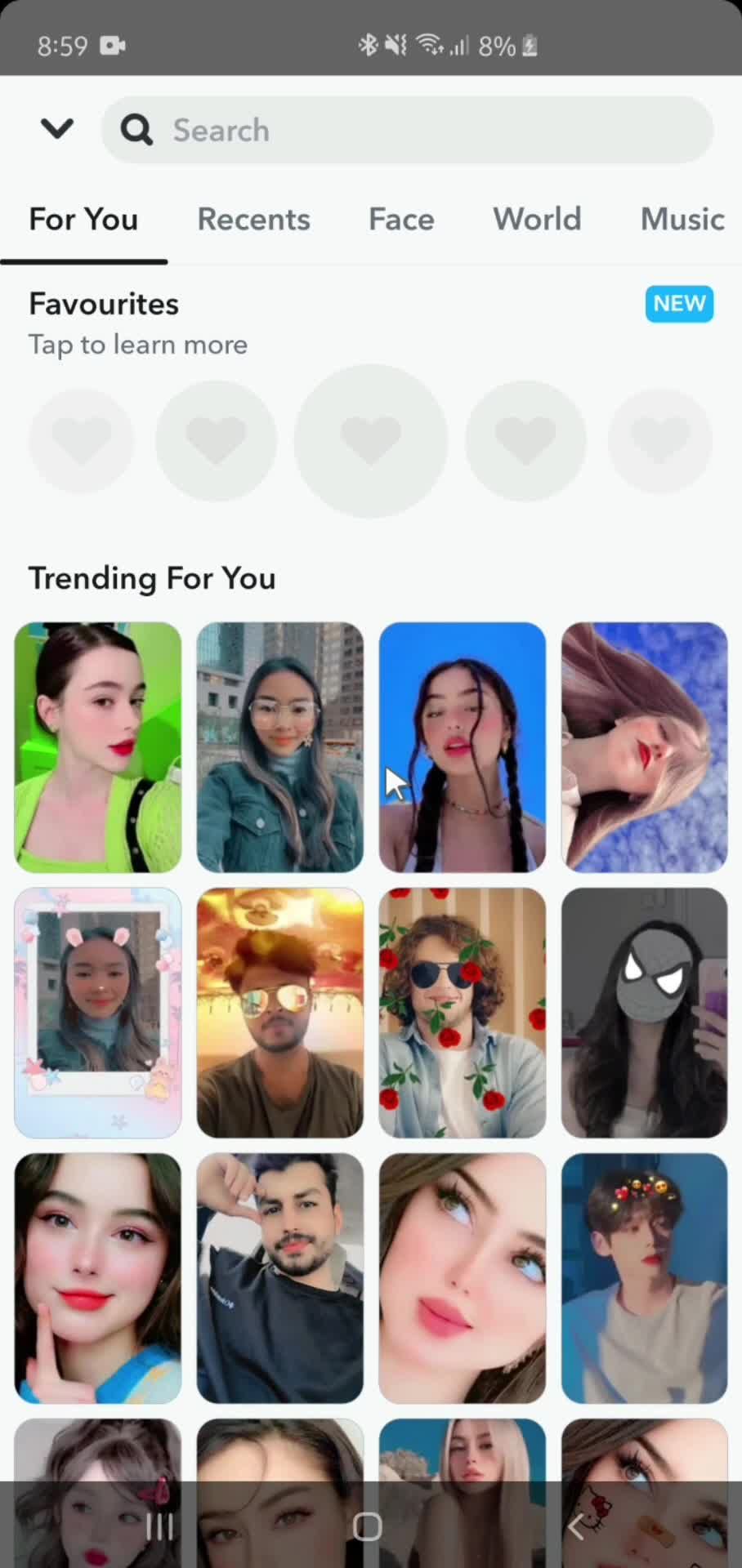 Adding to favorites on Snapchat video thumbnail