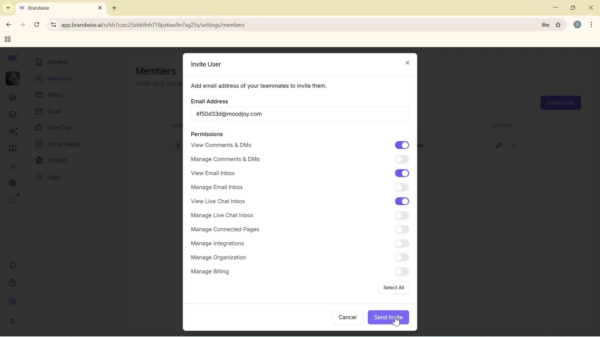 Inviting members screenshot