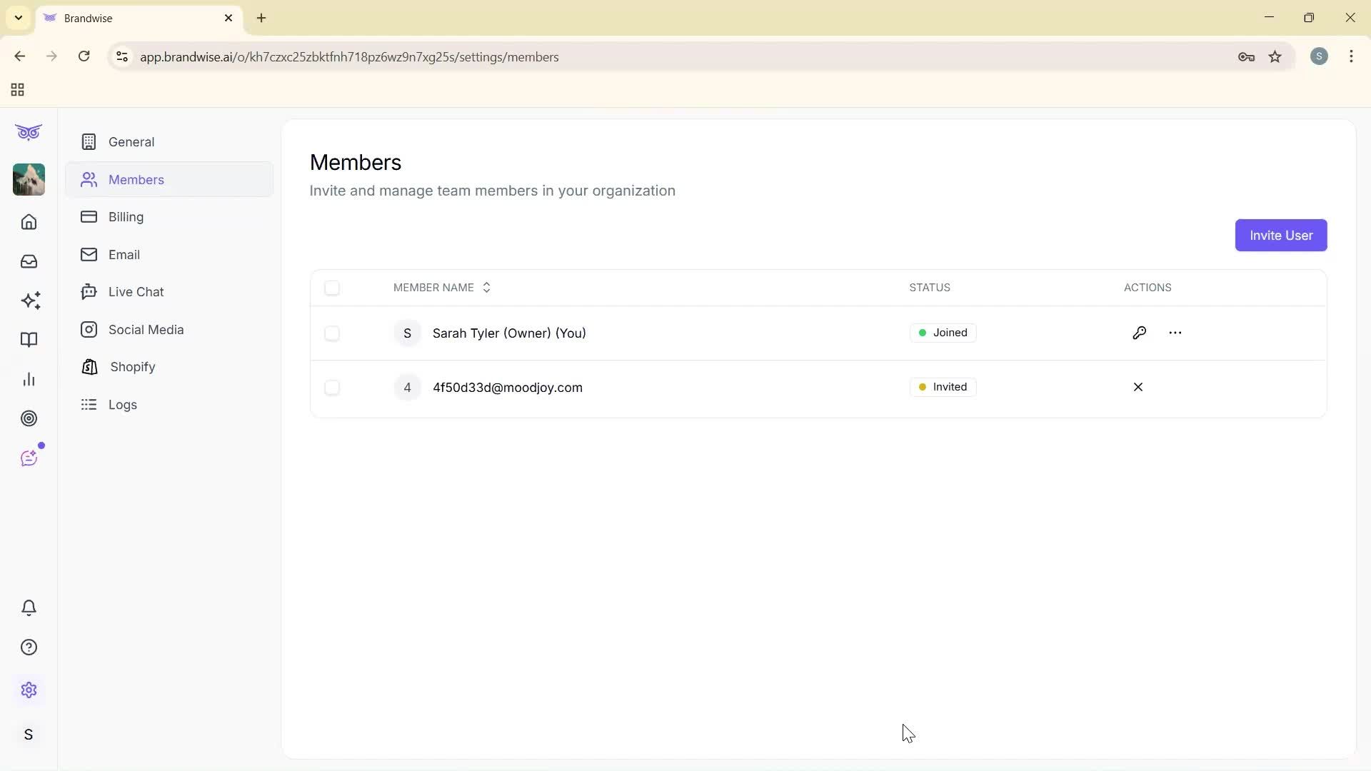 Inviting members screenshot