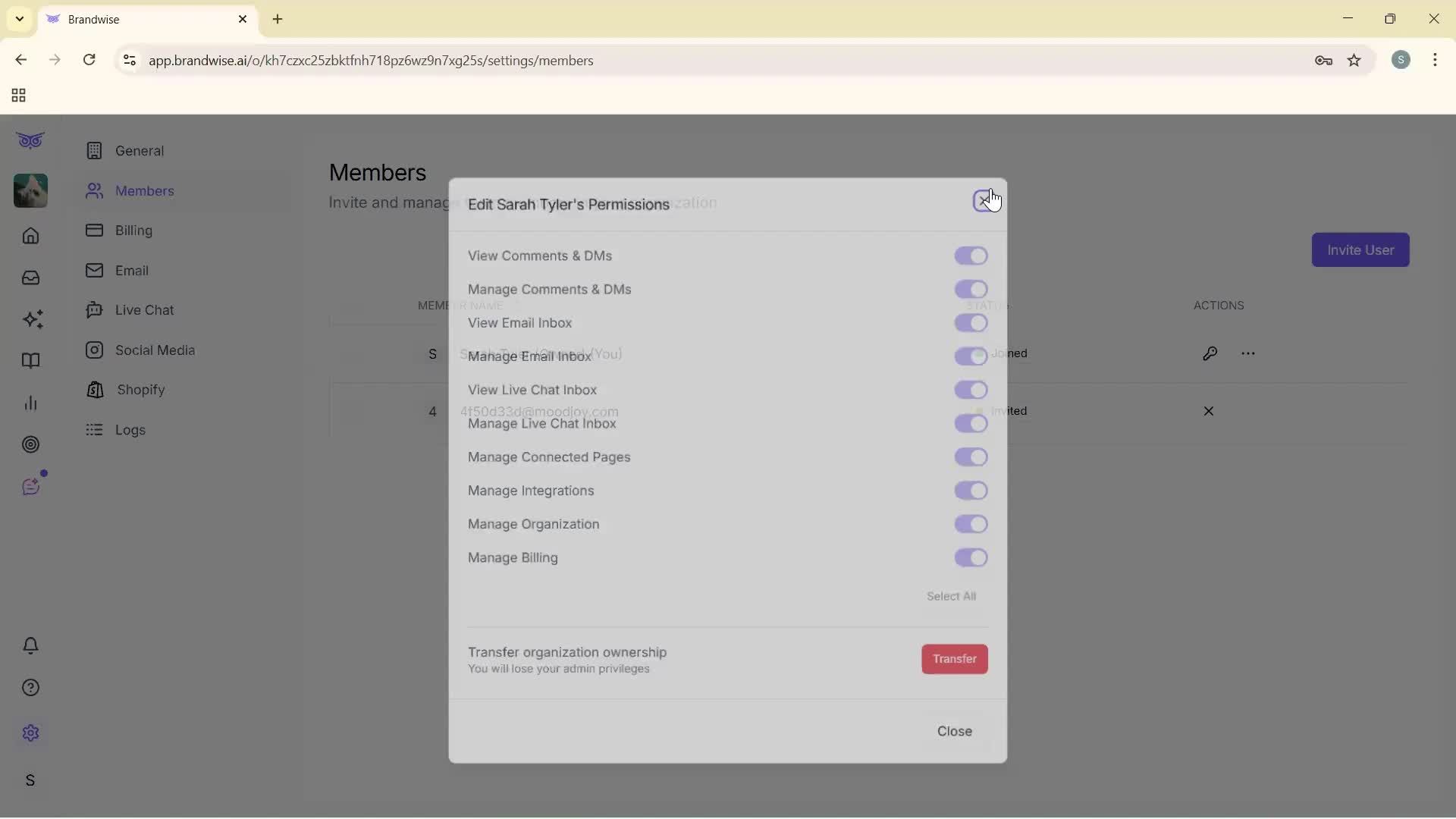 Inviting members screenshot