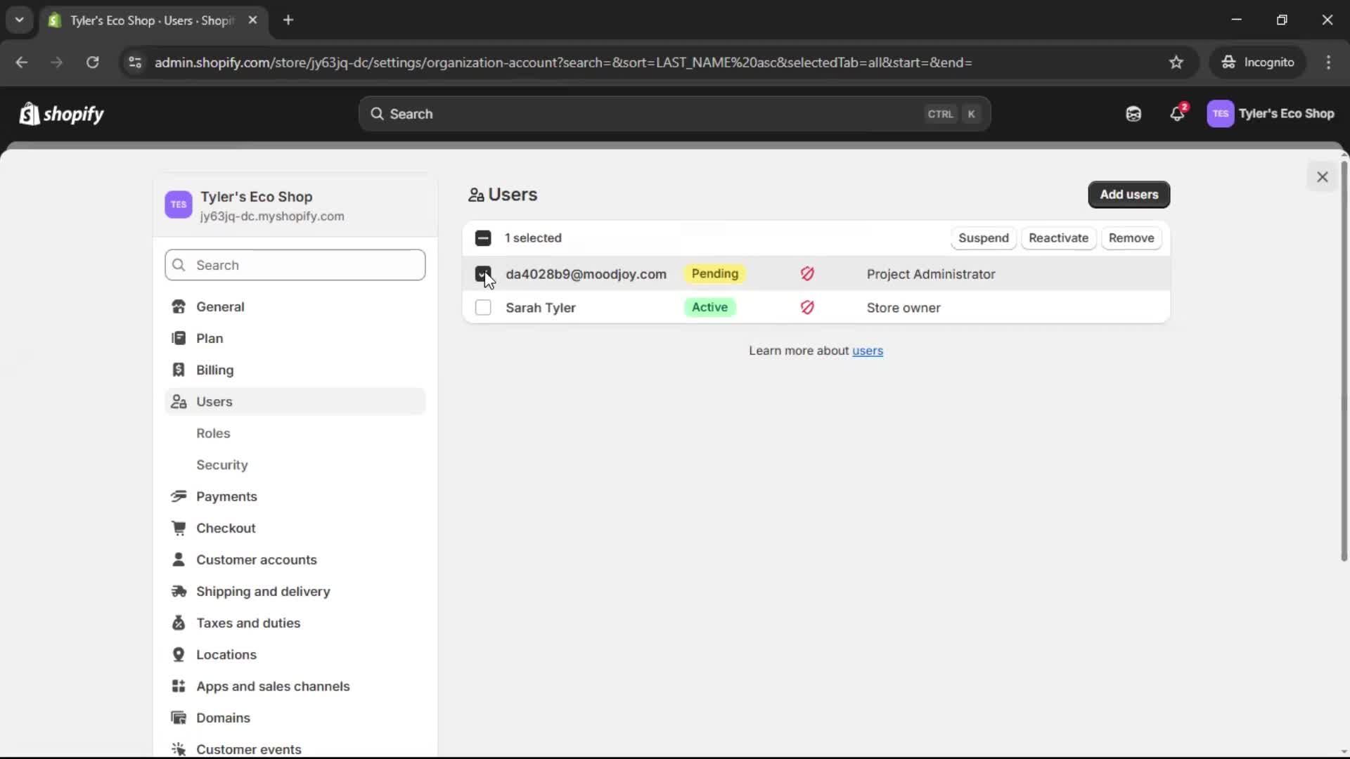 Inviting people screenshot