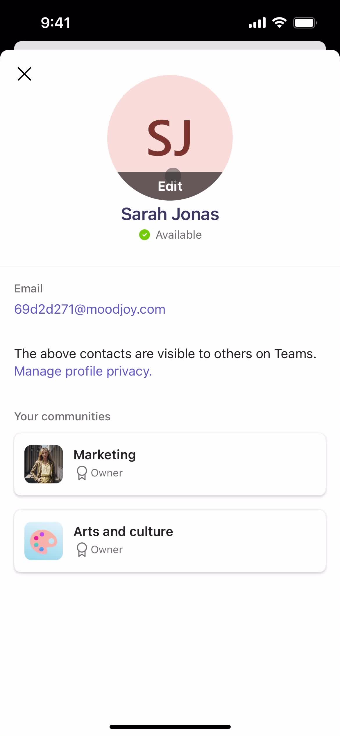 Updating your profile on Microsoft Teams video thumbnail