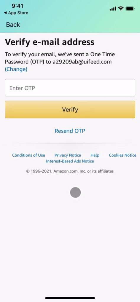 Page Flows screenshot of the “Verify e-mail address” page on the Amazon Shopping app.
